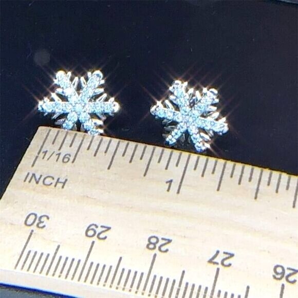 Silver Snowflake Crystal CZ Stud Earrings Christmas - Picture 7 of 8